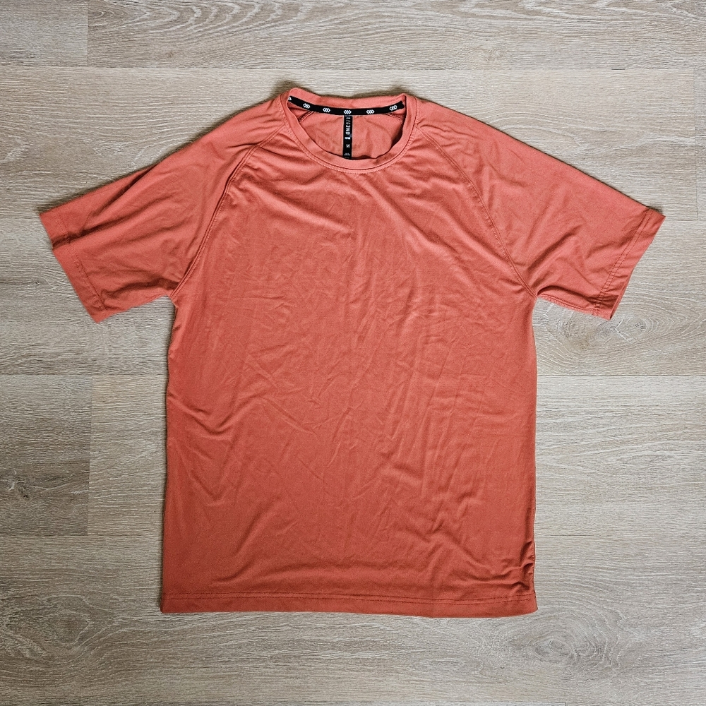 LEG3ND Men's Inspire Super Soft Wicking Tee Shirt - Size Medium